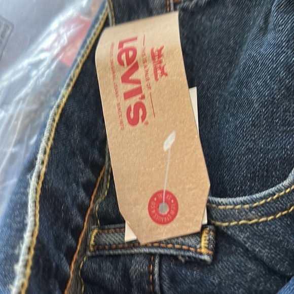 Old STOCK VINTAGE 560 LEVI’S USA JEANS - Picture 3 of 3